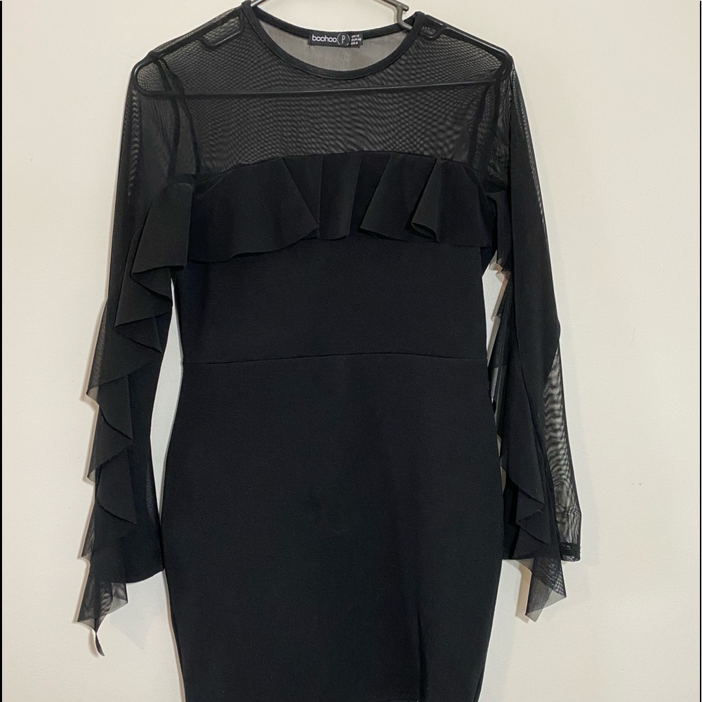 BOOHOO BLACK DRESS